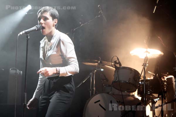 SAVAGES - 2014-03-21 - PARIS - Gaite Lyrique - Camille Berthomier